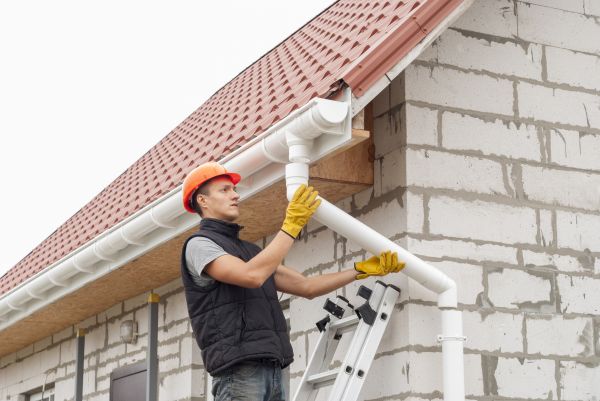 Downspout Blockage Removal in Sun City West